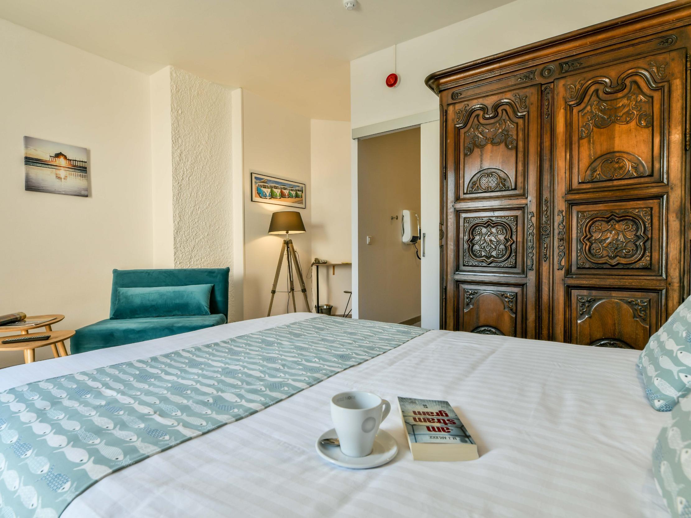 Logis Hostellerie Du Neez Gan Εξωτερικό φωτογραφία