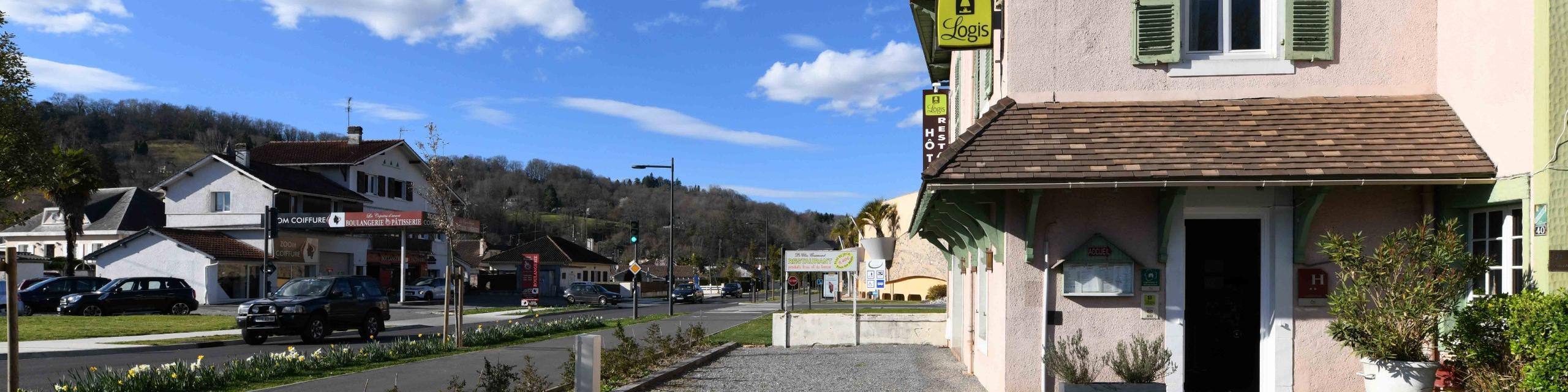 Logis Hostellerie Du Neez Gan Εξωτερικό φωτογραφία