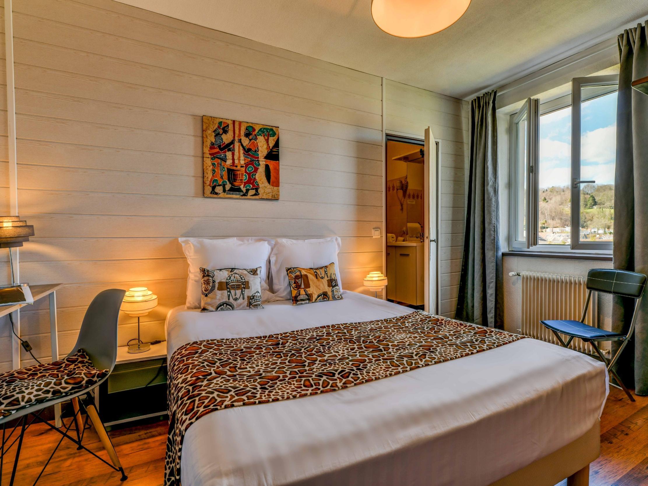 Logis Hostellerie Du Neez Gan Εξωτερικό φωτογραφία
